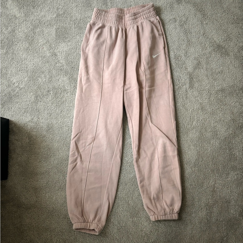 Pink nike sweats size xs! In great condition!